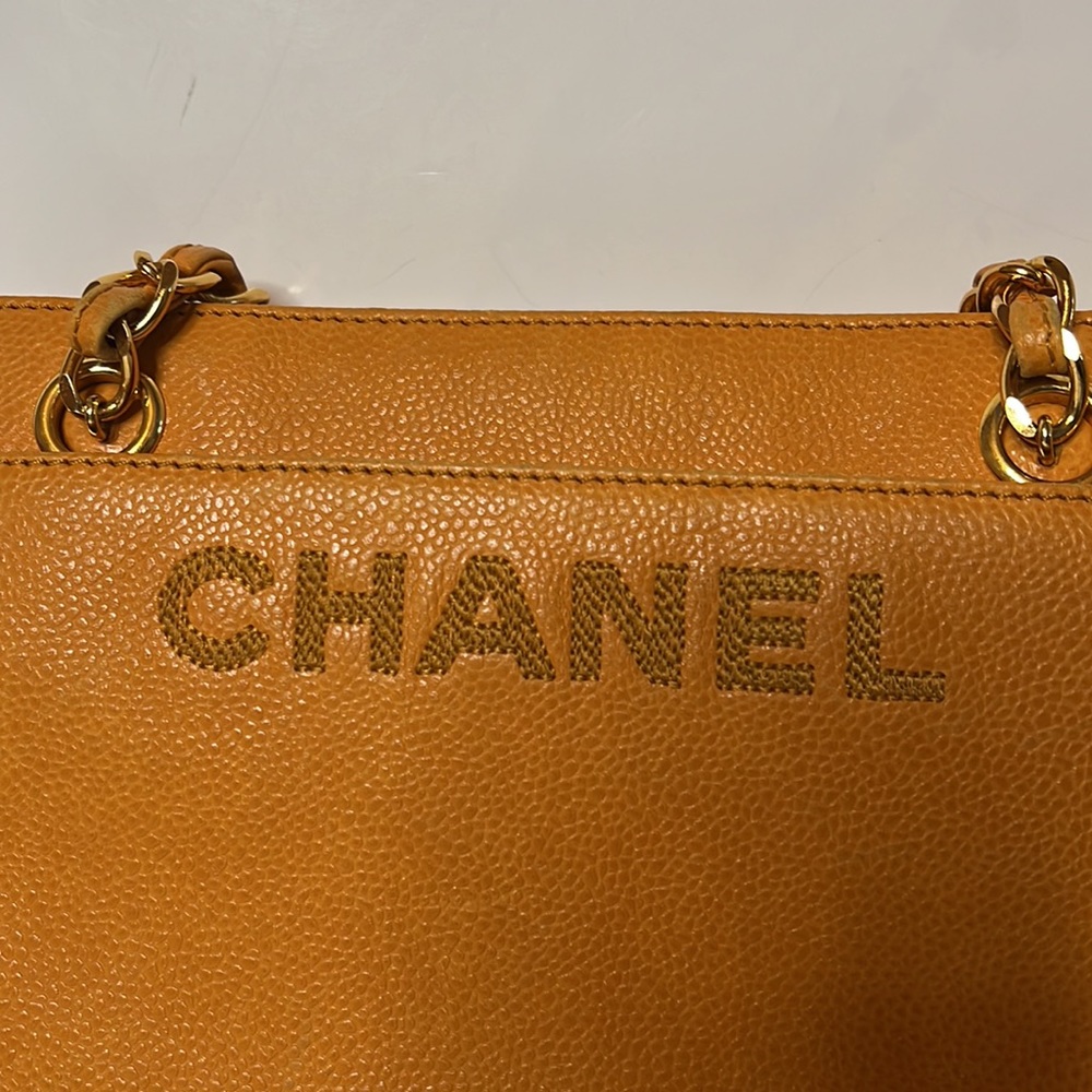 SOLD - CHANEL vintage orange caviar leather shoulder bag - Picture 16 of 16